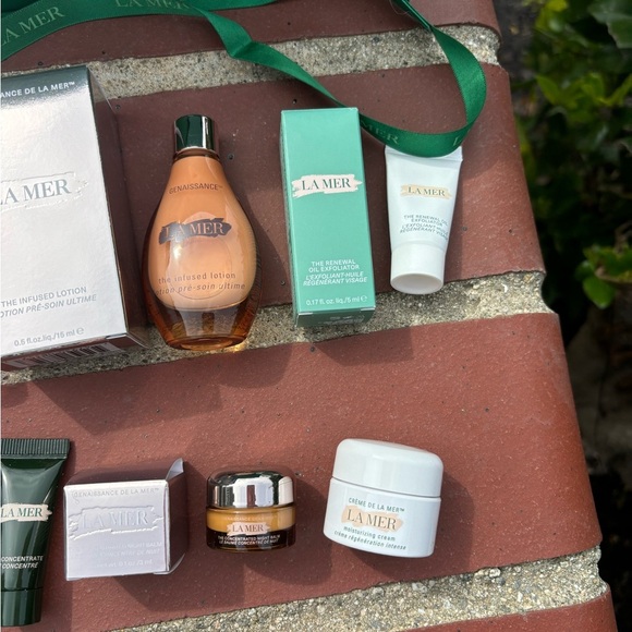 La Mer 6 Piece Skincare Luxury Kit Plus La Mer Box And Wrapping Plus Cream - Picture 4 of 13